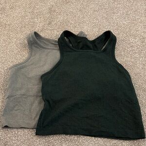 Lululemon ebb to street crop set